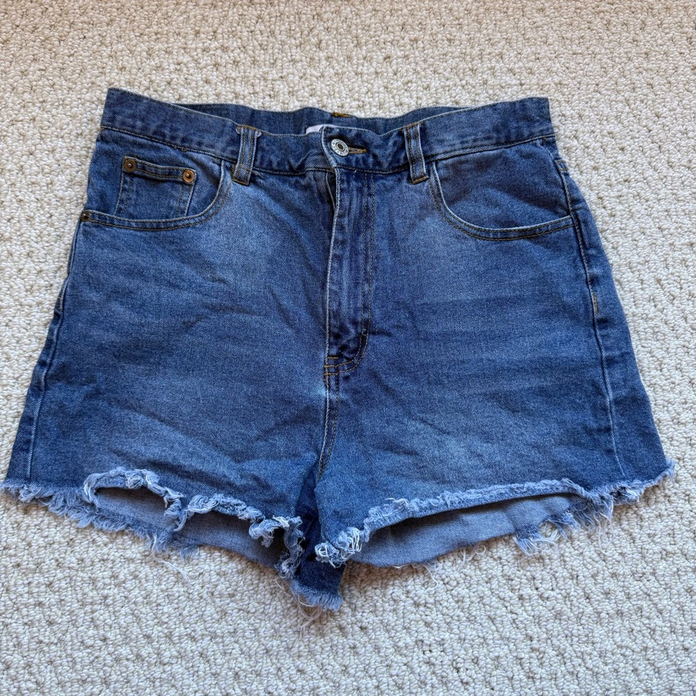 Love Tree Denim Cut Off Shorts size Large